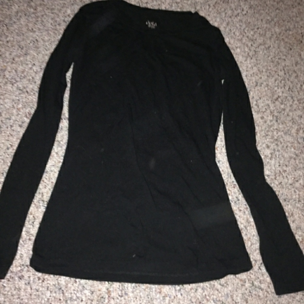 Black shirt